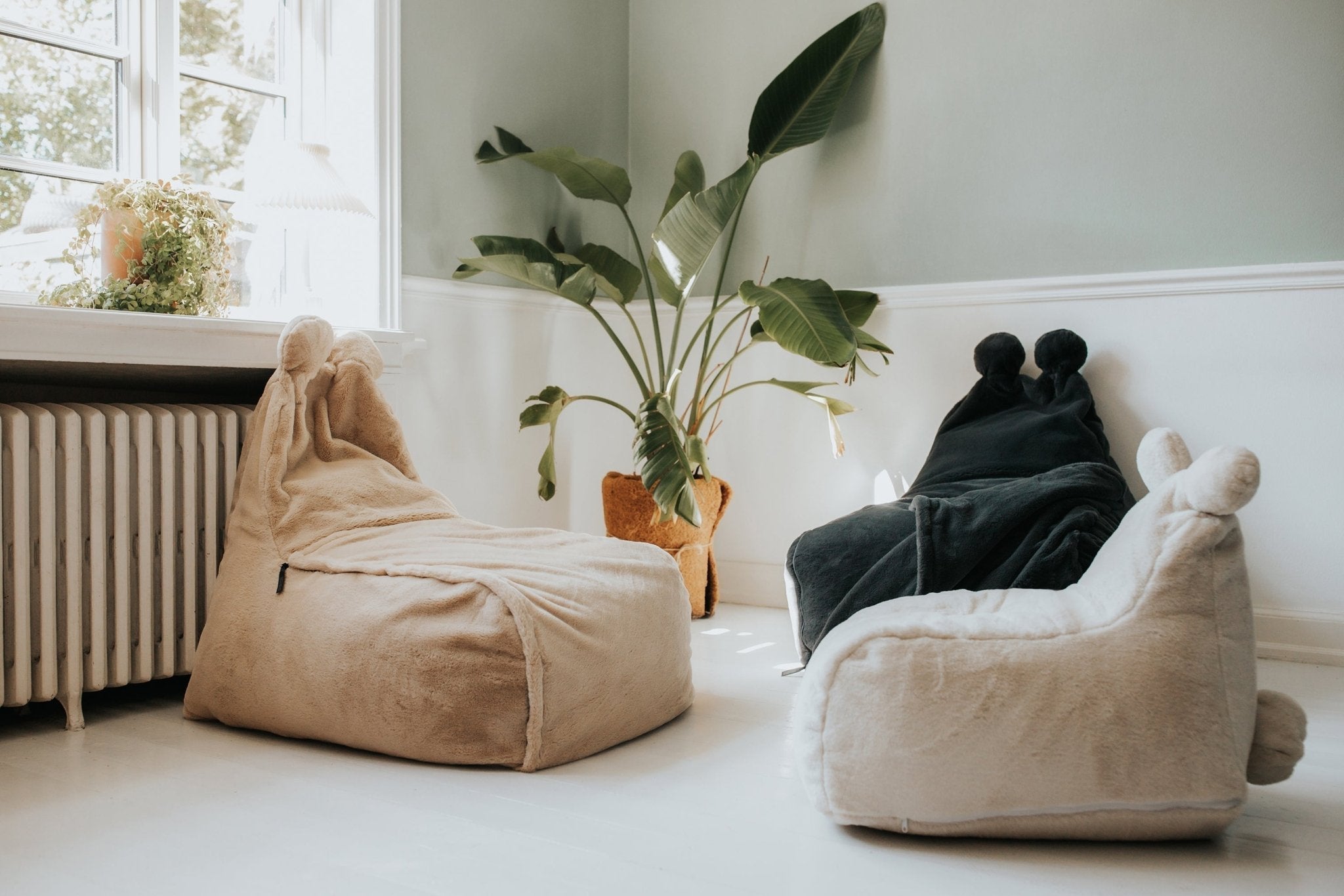 TEDDY S Bean Bag, Fur Light Pink - Scandinavian Stories by Marton