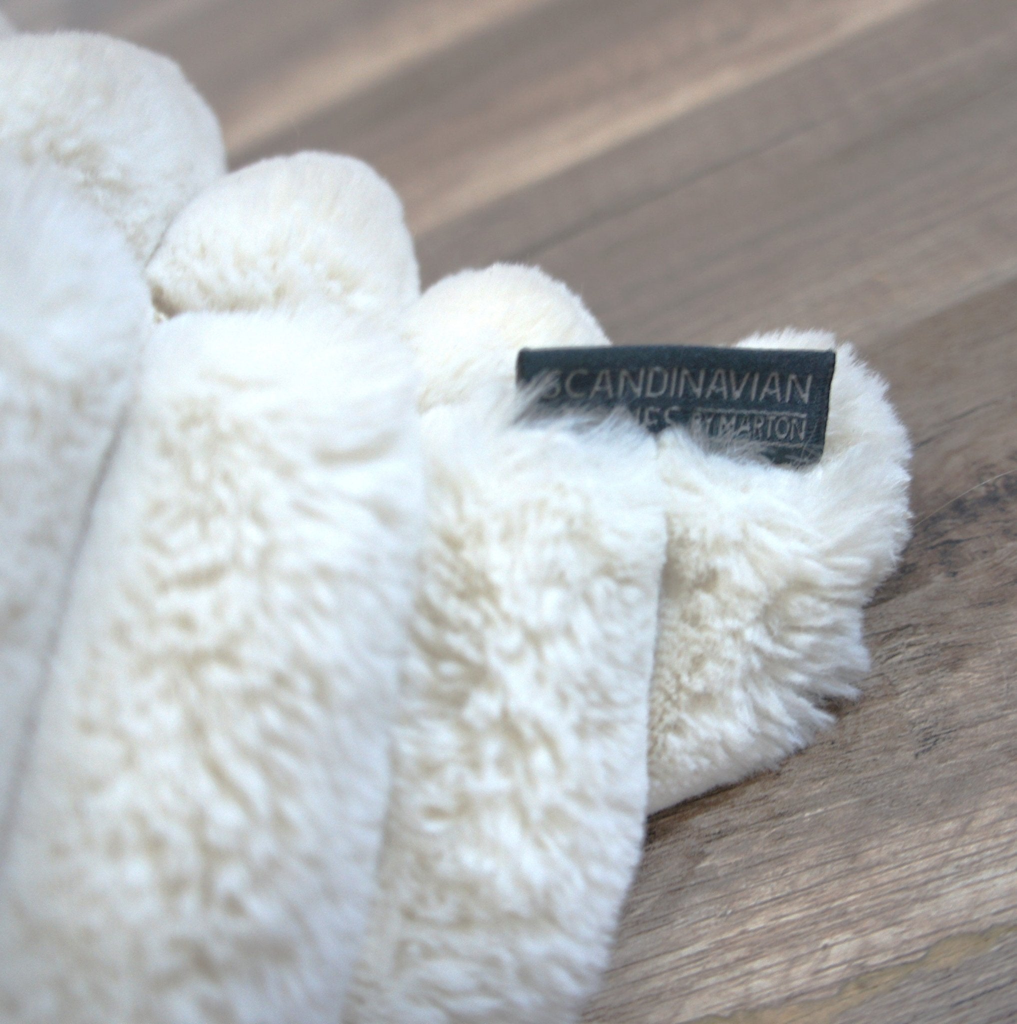 MINI CHILLTOP Bean Bag, Fur Exclusive - Scandinavian Stories by Marton